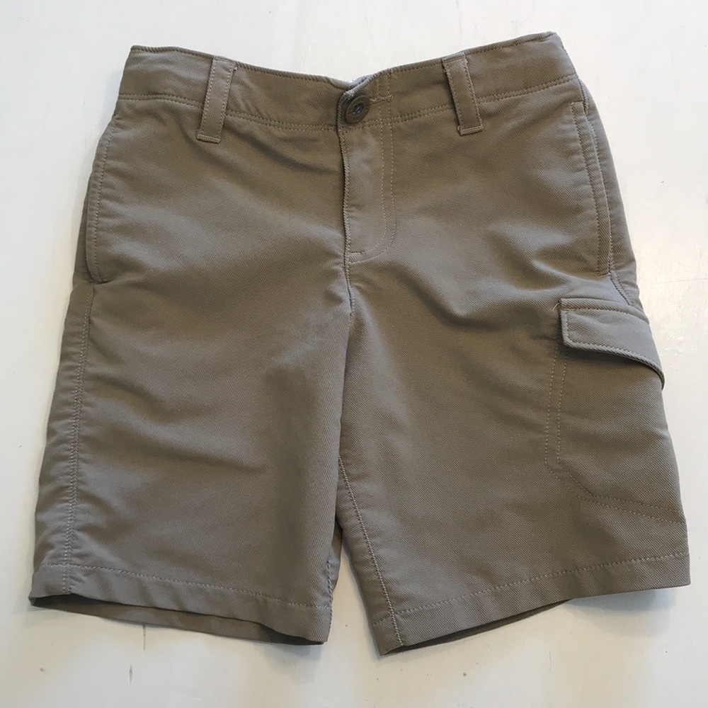 Like New Under Armour shorts- youth XS (7/8)